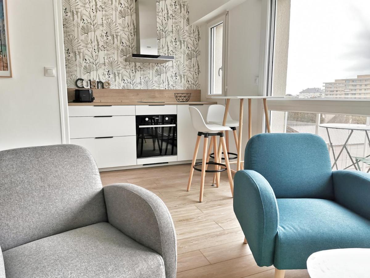 Appartement Lumineux Avec Balcon Et Parking Cherbourg-en-Cotentin Exterior foto